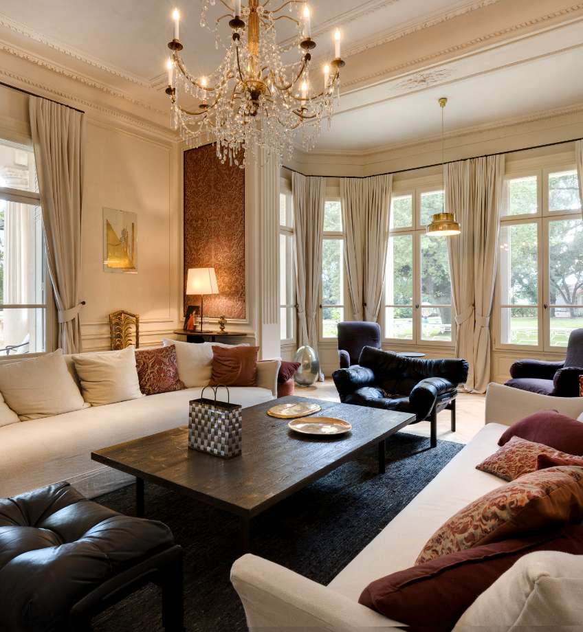 lieu d'exception sud de la france chateau la banquiere